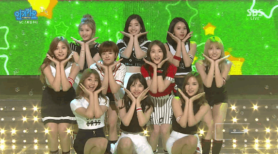 위화감 없이 트와이스에 흡수.gif | 인스티즈