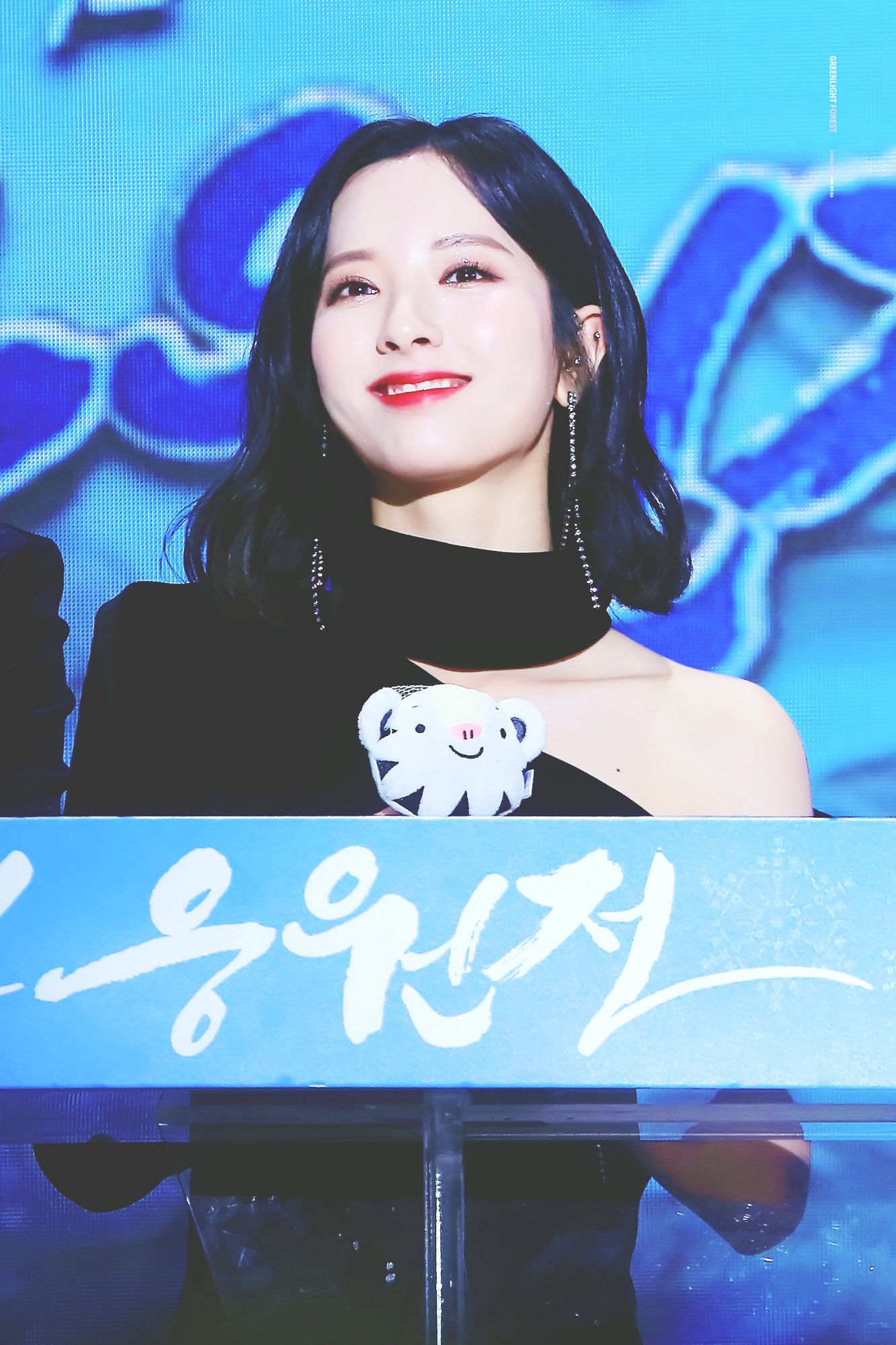 고급지게 이쁜 우주소녀 보나.jpgif | 인스티즈