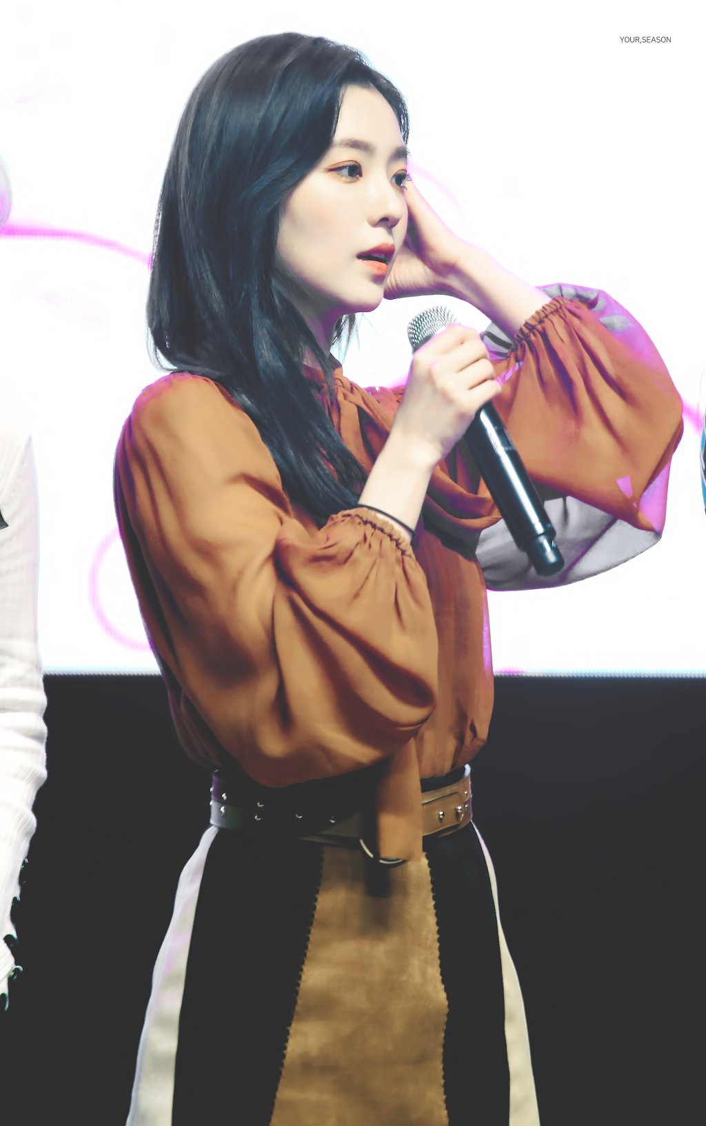 지난 금요일 희망 BIG 콘서트 아이린.jpgif | 인스티즈