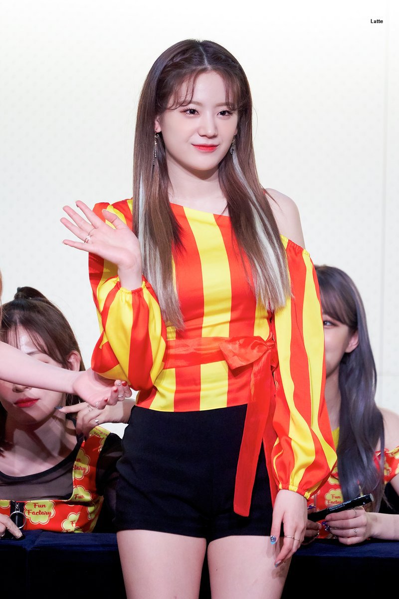 프로미스나인의 개죽이 장규리.jpg | 인스티즈