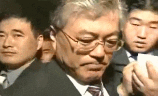 노무현의 변호사. JPG | 인스티즈