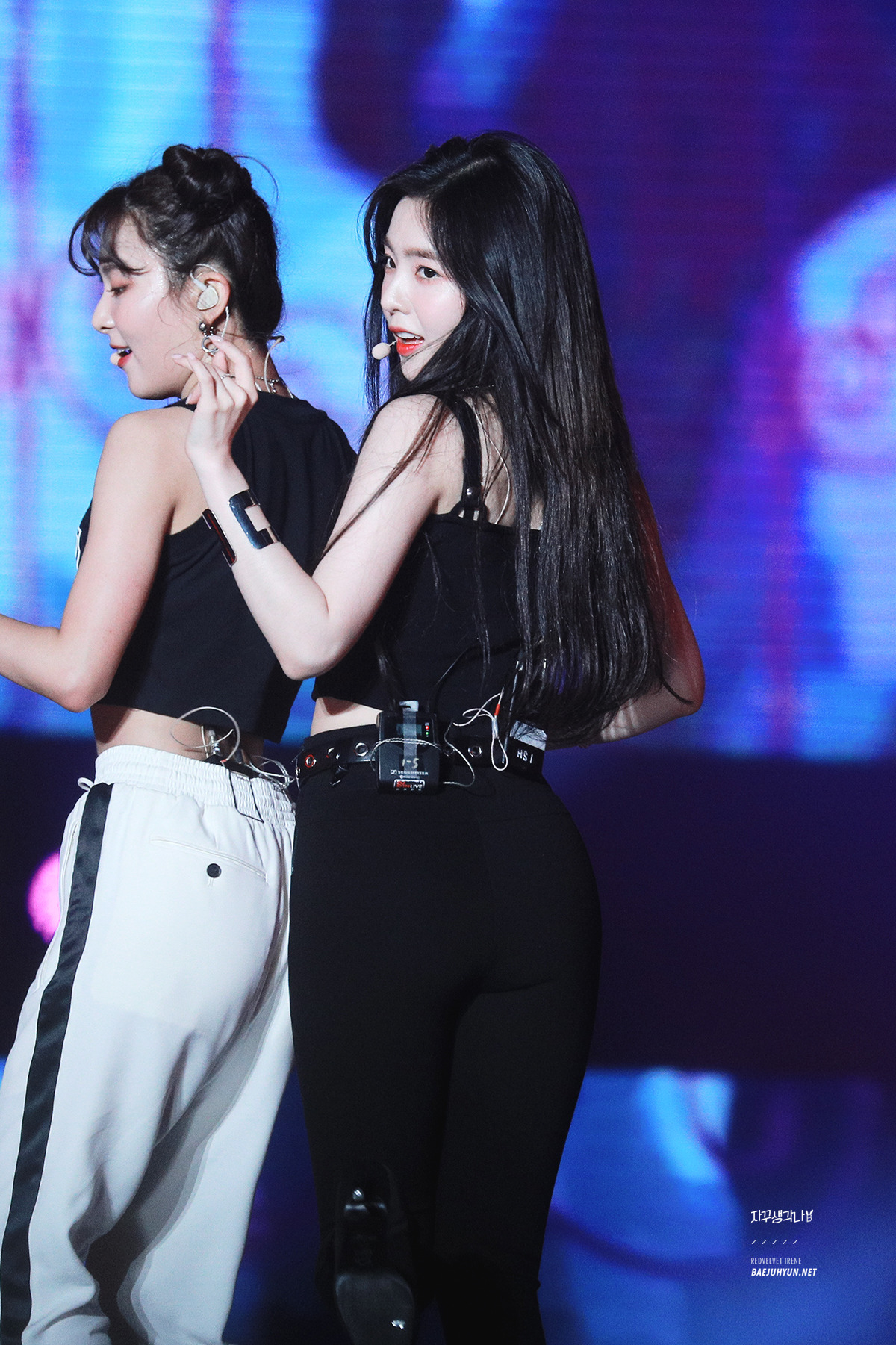 머리에 꽃을 단 아이린.jpgif | 인스티즈