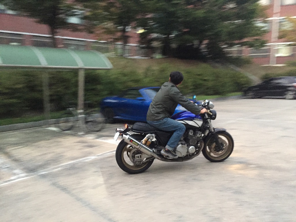 R 카페 이미지