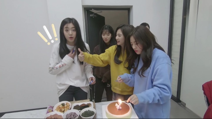 [Fromis_9] 캡틴 이새롬의 생일을 준비하는 귀요미들.jpg | 인스티즈