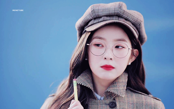 안경 쓴 귀여운 아이린.gif | 인스티즈