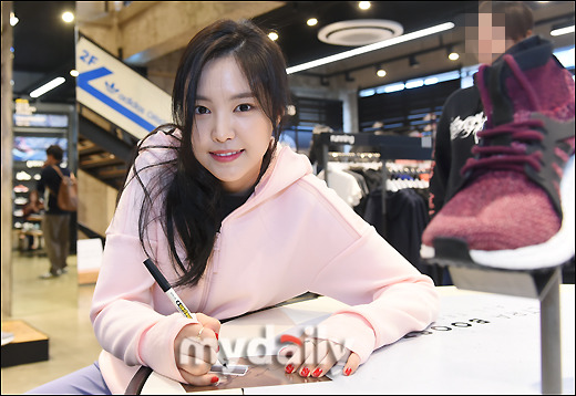 아디다스 나은이 기사 사진.jpg | 인스티즈