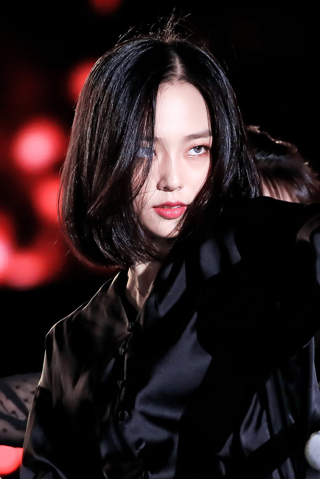 단발머리가 찰떡같이 어울리는 CLC 장예은.jpgif | 인스티즈